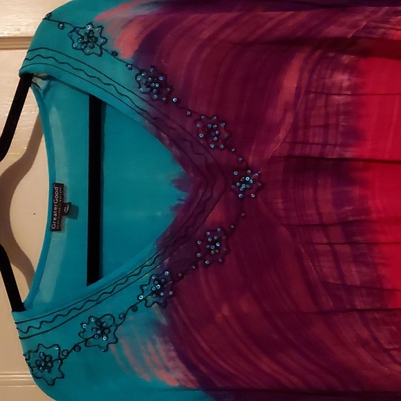 Top - Picture 2 of 3